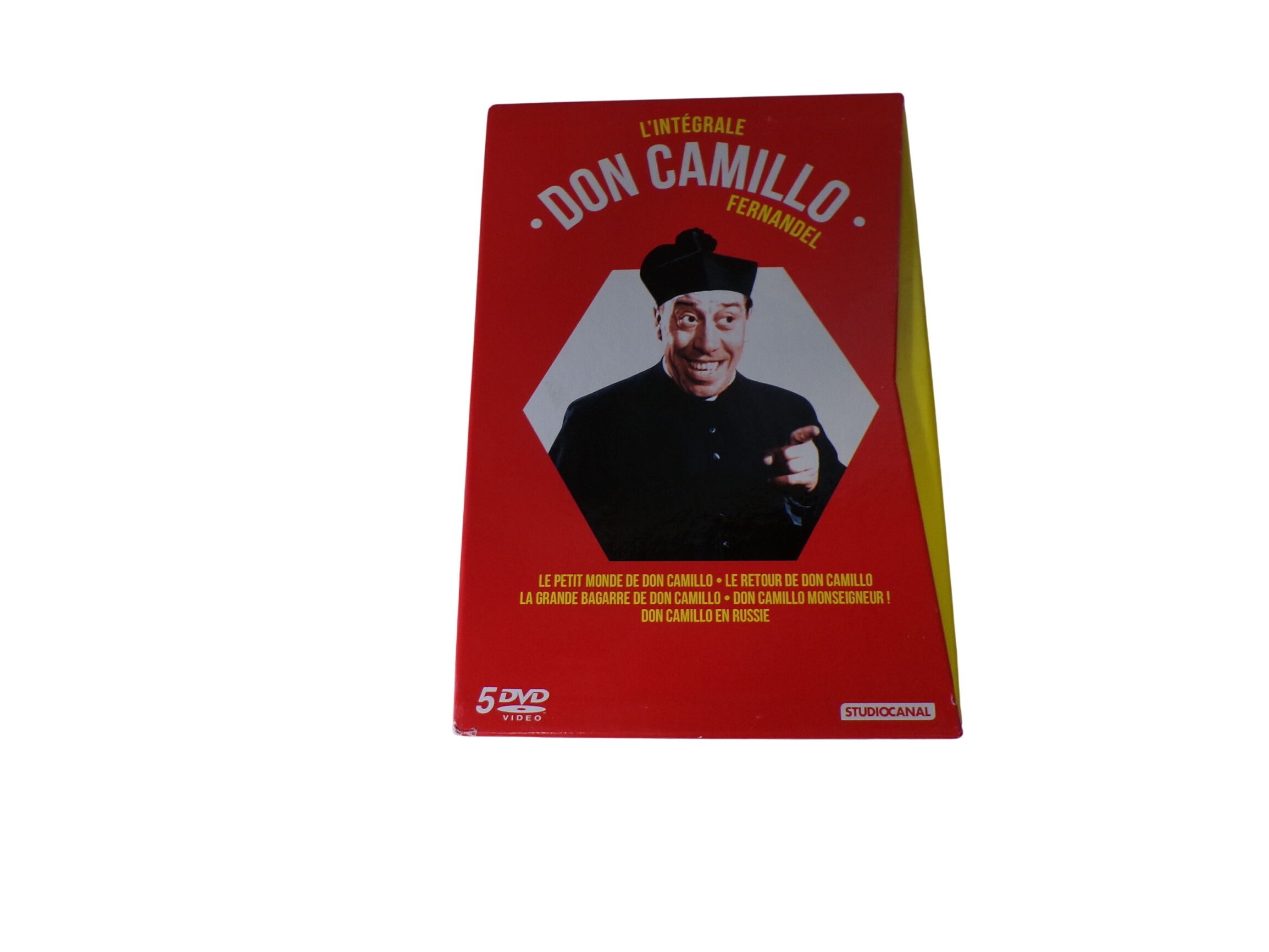 Acheter Coffret DVD de l'intégrale de Don Camillo Très bon état - 20,00 € Coffret DVD de l'intégrale de Don Camillo Très bon état - reconditionné disponible sur Label Emmaüs